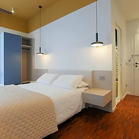 Cvm 19 Hotel