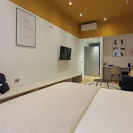 Cvm 19 Hotel Milán