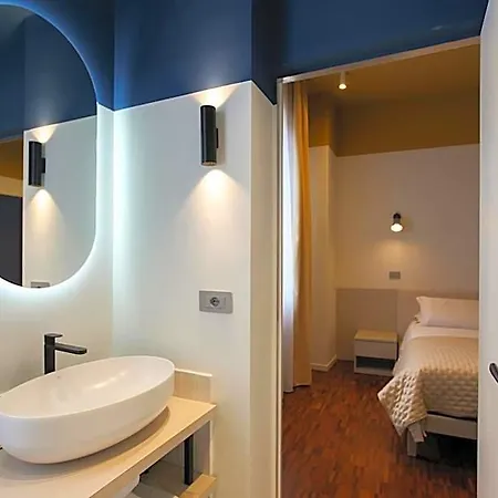 Cvm 19 Hotel Milán