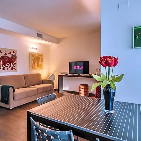 شقة Luxury - Free Parking - Duomo-navigli *
