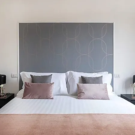 فندق Easylife - In Porta Venezia