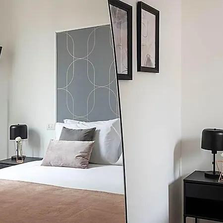Easylife - In Porta Venezia فندق