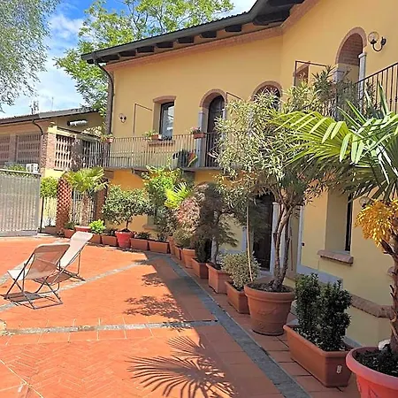 Monolocale Beatrice Abbadesse M3-m5 Zara 4* Milán