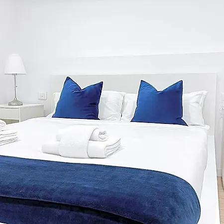 The Boutique - Bande Nere M1 Metro Direct To Duomo & San Siro - Center Apartahotel 4*