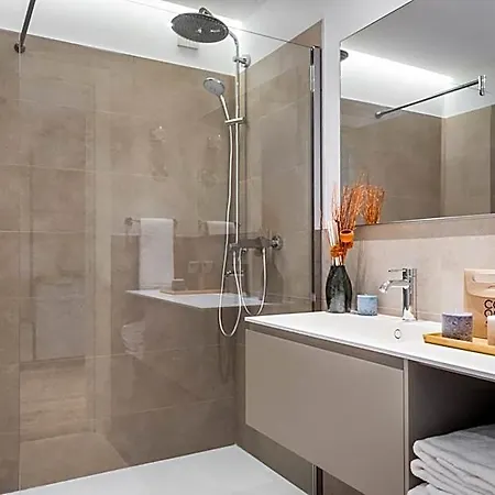 Co99 Art Building Aparthotel 4*