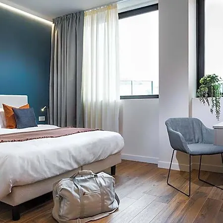 Aparthotel Co99 Art Building 4*