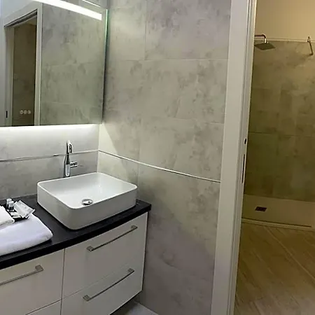 Residenze Niguarda 4* Milan
