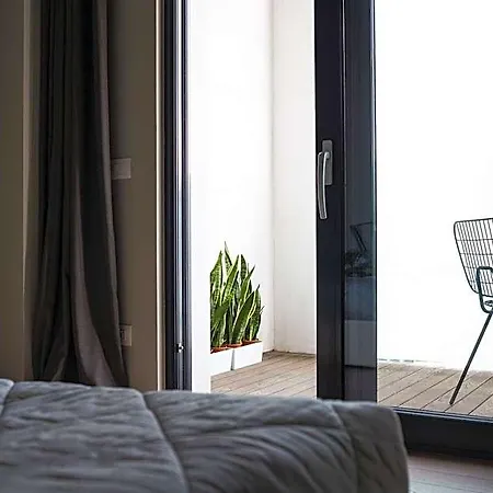 Aurum Citta Studi شقة فندقية 4*