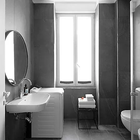 Joivy Boutique Farneti 4* Milan