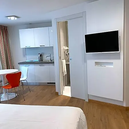 Bb Isola 4* Mailand