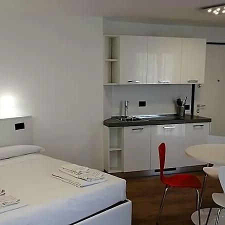 Bb Isola 4*