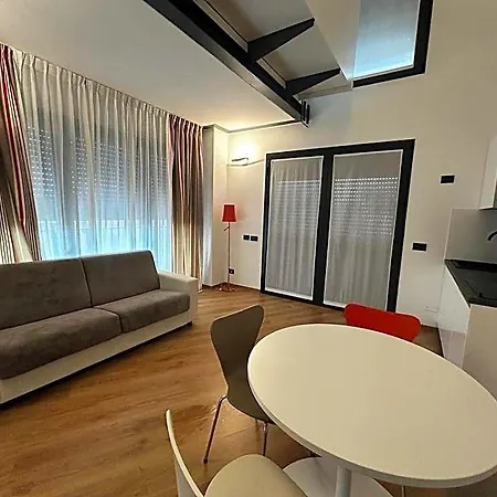 Aparthotel Bb Isola 4*