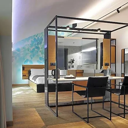 Versoverde Alzaia Naviglio Grande 4* Milan