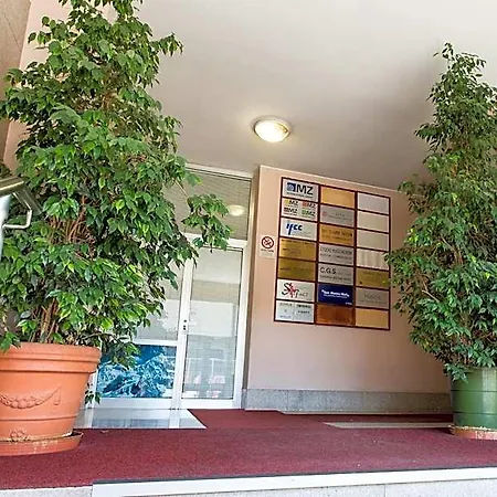伊索拉公寓式酒店