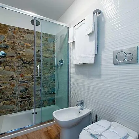 Isola Hotel apartamentowy Mediolan