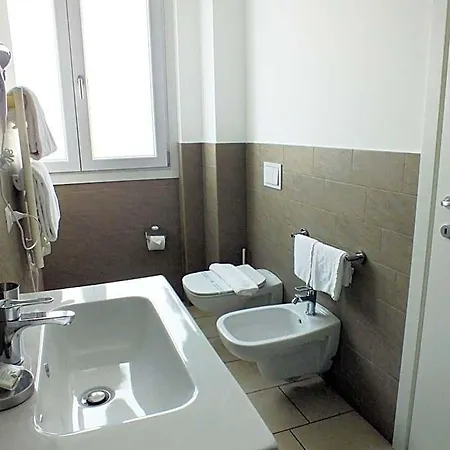 Aparthotel Bb Visconti 4*