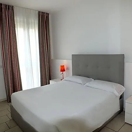 Aparthotel Bb Visconti 4*