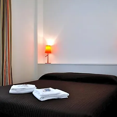 Aparthotel Bb Bocconi 4*