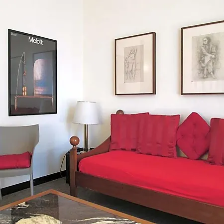 شقة فندقية Domus 4*