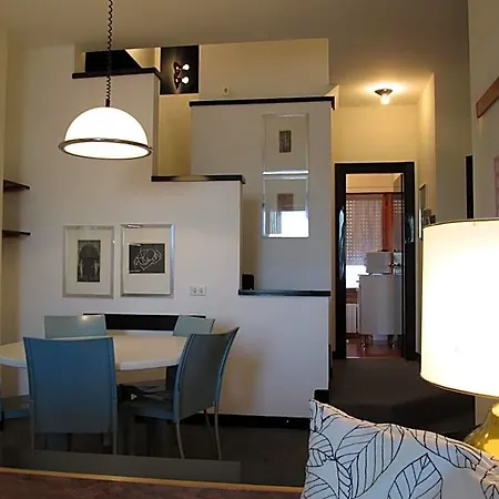 Domus 4*