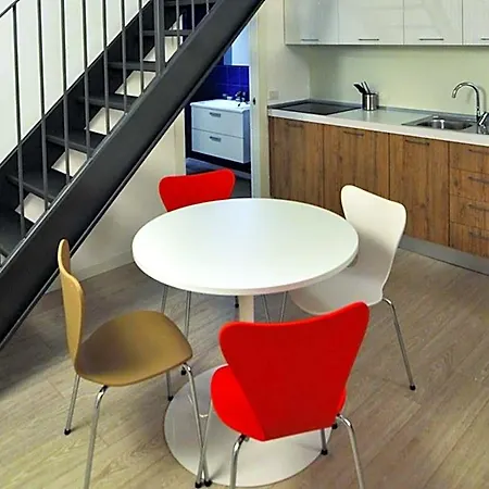 Bb Citta Studi Aparthotel 4*