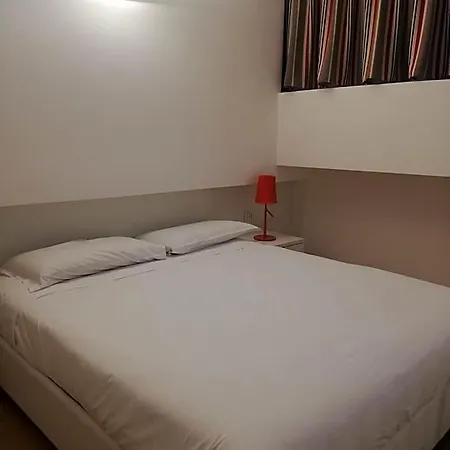 Aparthotel Bb Citta Studi 4*