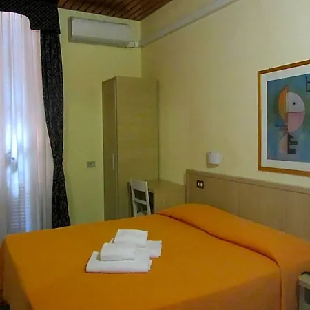 Nizza 2* 밀라노