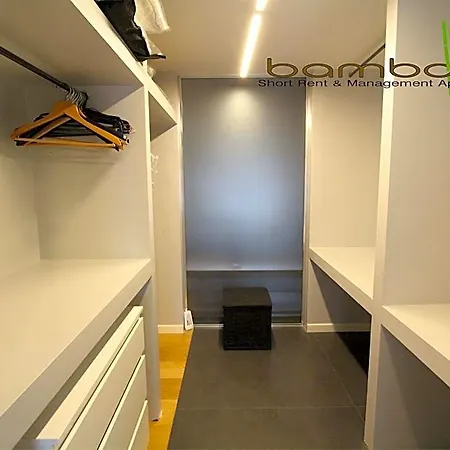 Bamboo Colico Loft شقة ميلان