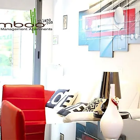 Bamboo Colico Loft شقة ميلان