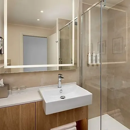 Courtyard By Marriott Linate Hotel