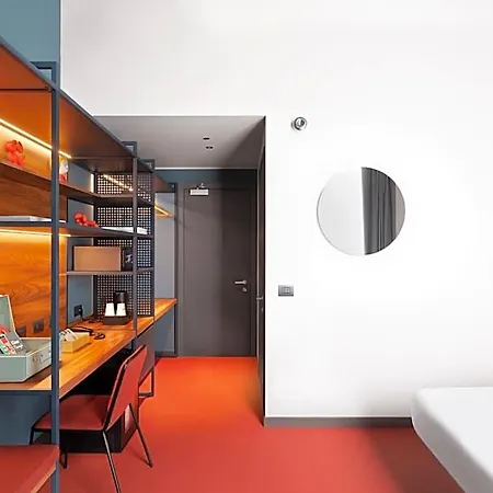 21 House Of Stories Navigli Hotel Milan