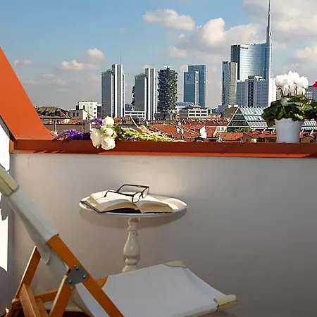 Giusti 6 Aparthotel Milan