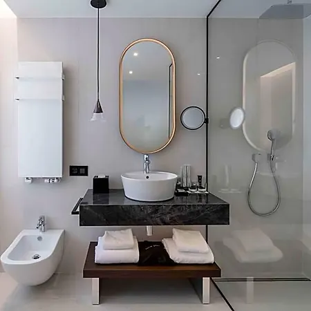 Hotel Radisson Collection Hotel, Santa Sofia 5*