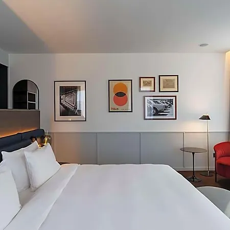 Radisson Collection Hotel, Santa Sofia 5*