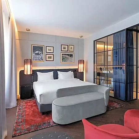 Hotel Radisson Collection Hotel, Santa Sofia 5*