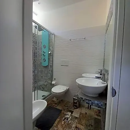 Atmos Luxe Navigli Hostel