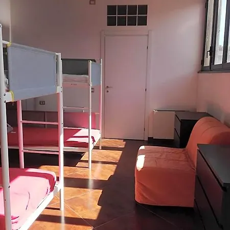 Atmos Luxe Navigli Hostel