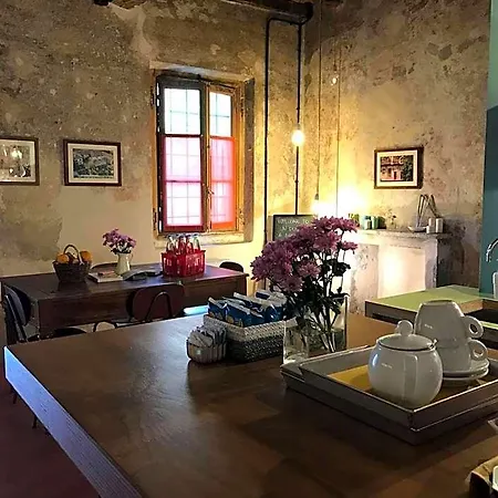Un Posto A - All'interno Di Cascina Del 700 Guest house 3*