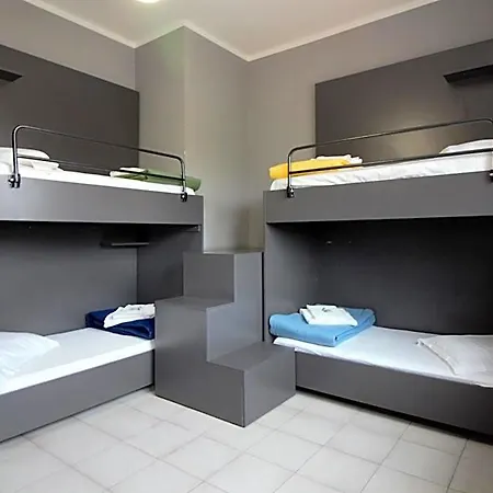 Albergue New Generation Navigli Milão