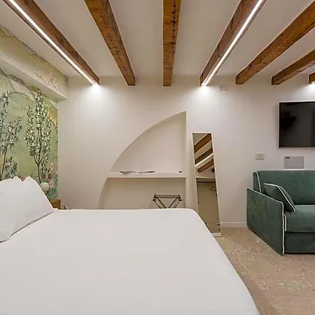 Bed & Breakfast Moscova Luxury 4*
