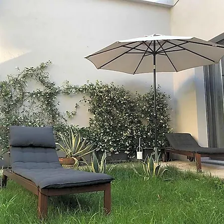 Loft Navigli With Private Garden ベッド・アンド・ブレックファスト ミラノ