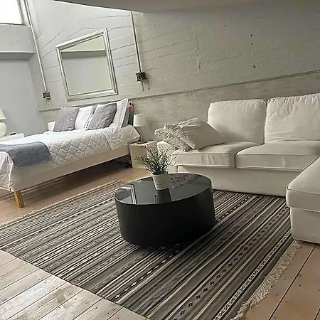 ベッド・アンド・ブレックファスト Loft Navigli With Private Garden