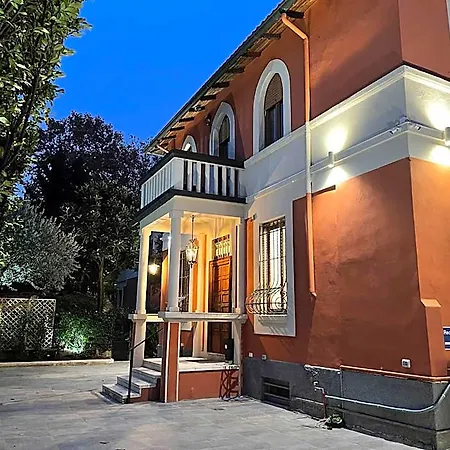 La Panzió Milánó