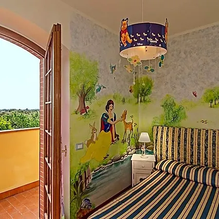 فندق مبيت وإفطار Cozy In The Center Of Milan مونتينيوزو