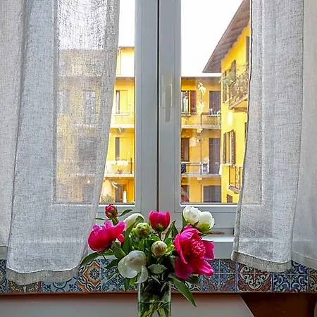 House Of Frames Bed & Breakfast *