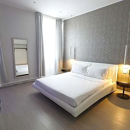 Cadorna Luxury 2* 米兰