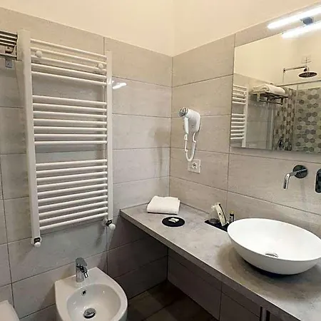 Cadorna Luxury 2*