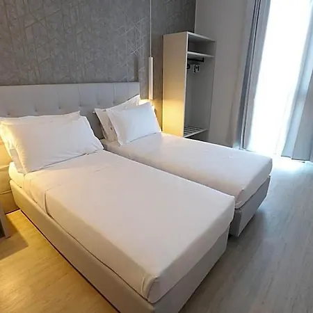 酒店 Cadorna Luxury 2*