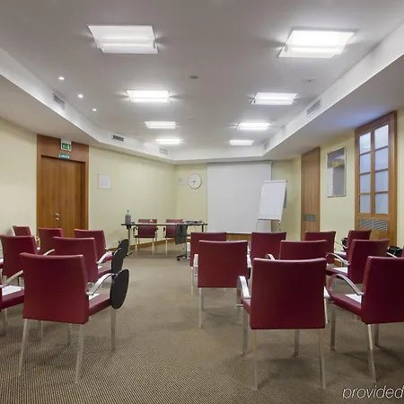 Hotel Garibaldi Station By Ihg 4*