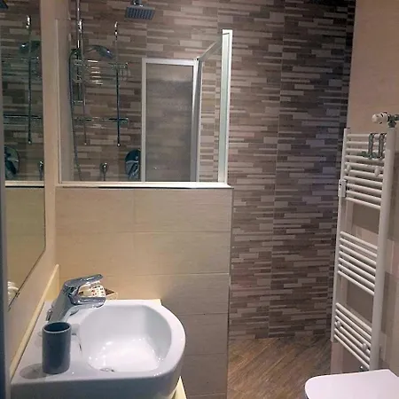 Bed & Breakfast Via Fontana 4*